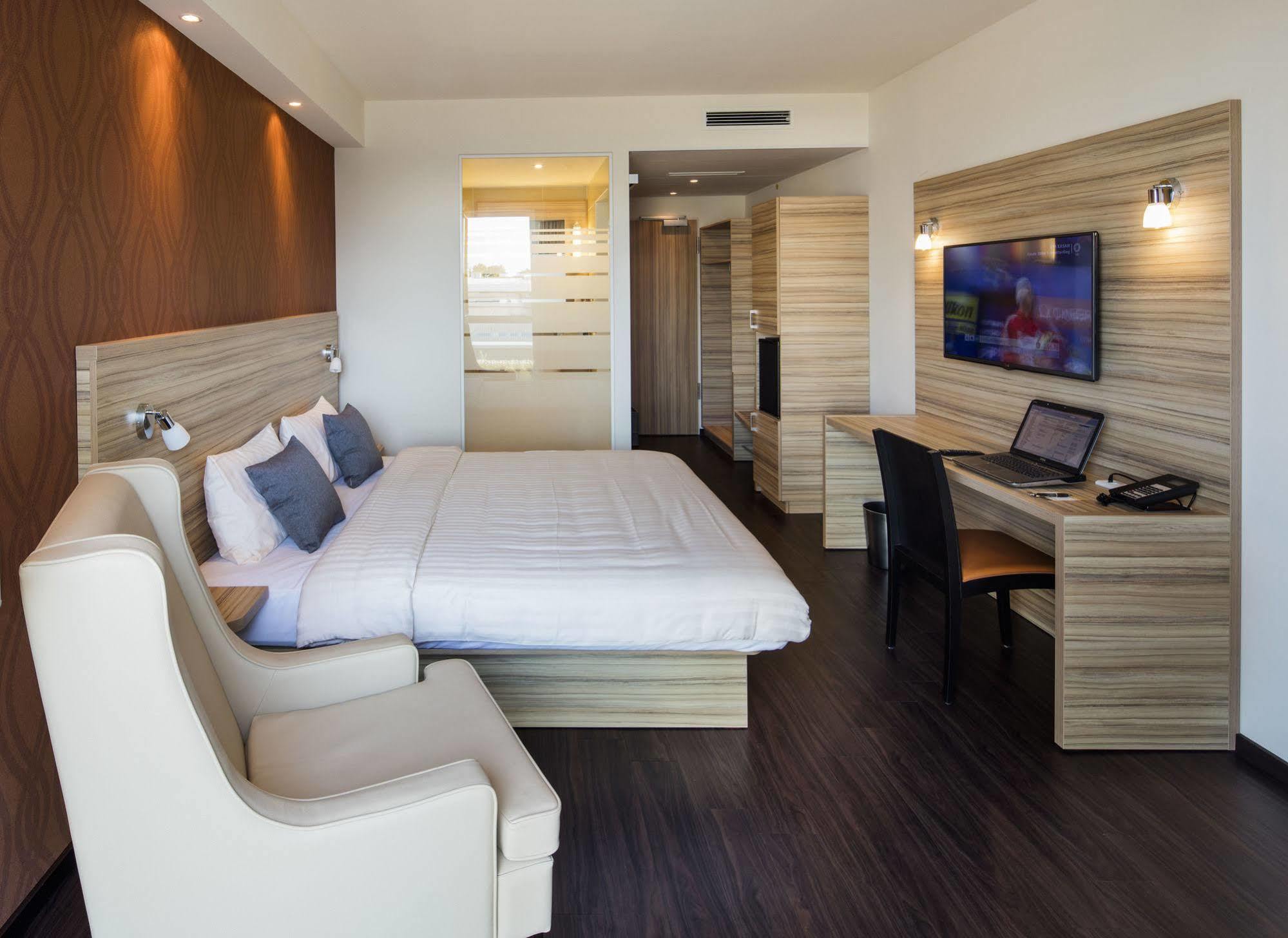 Отель Star G Premium Domagkstrasse
